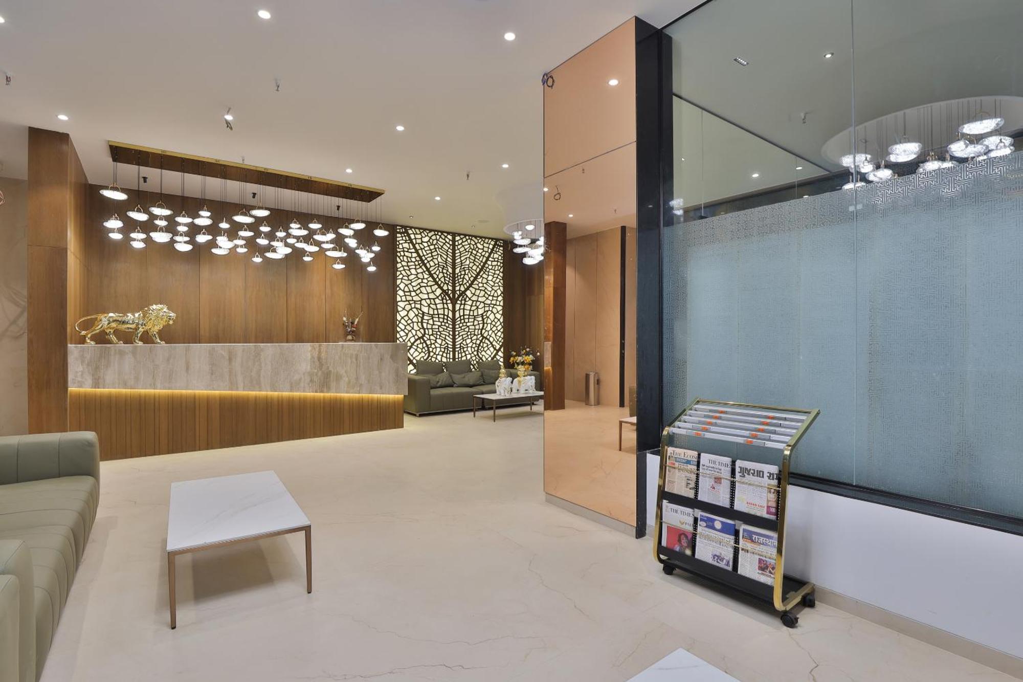 Hotel Elements Сурат Екстер'єр фото