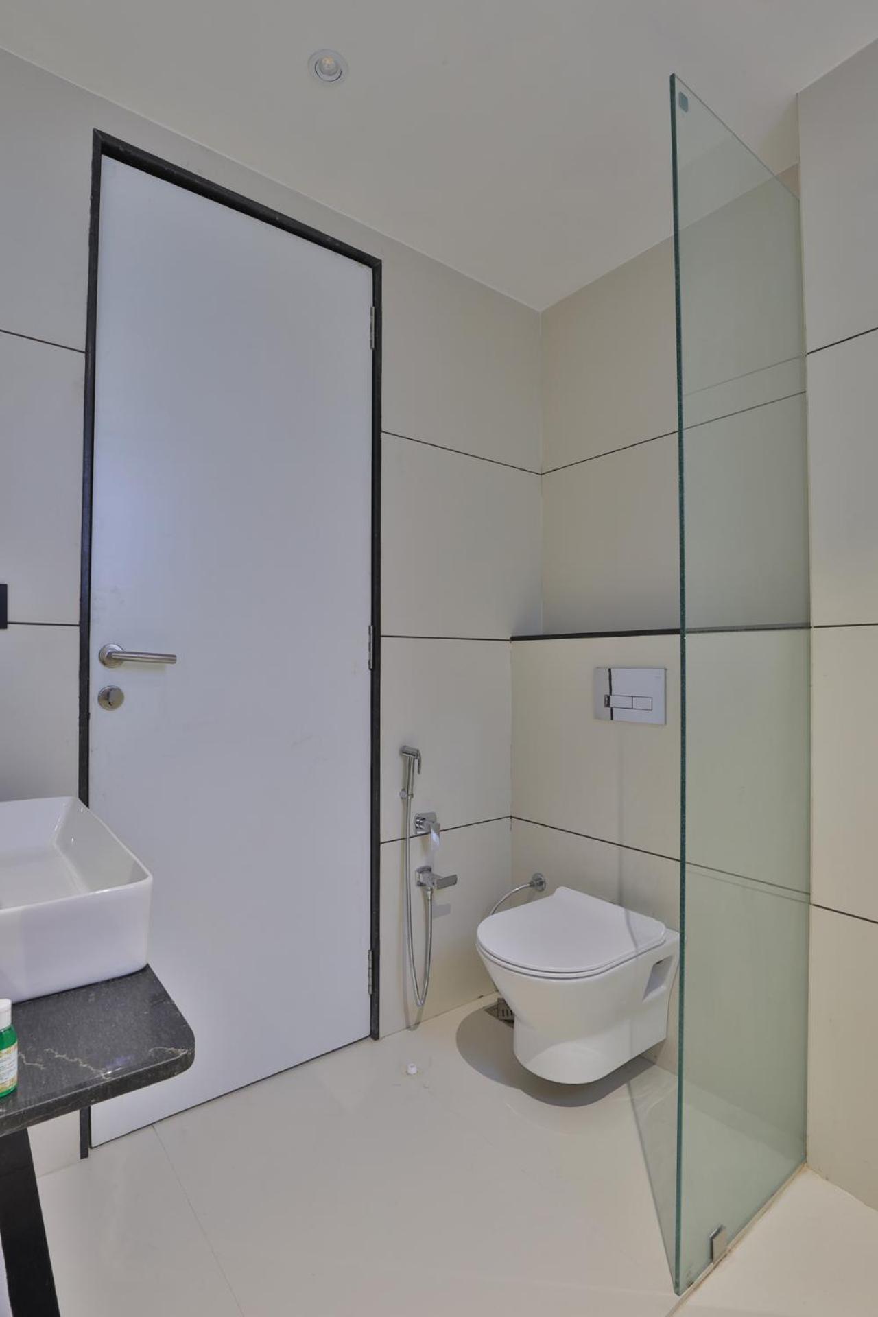 Hotel Elements Сурат Екстер'єр фото