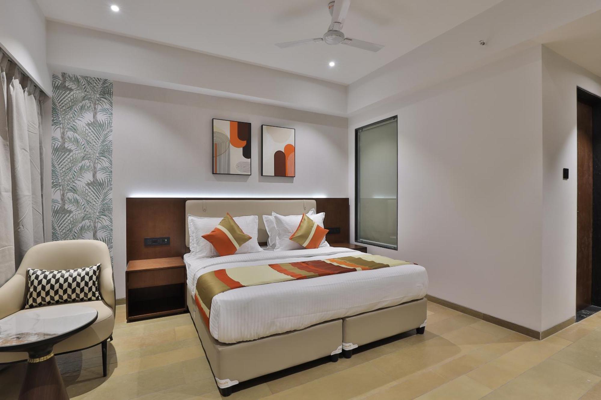 Hotel Elements Сурат Екстер'єр фото